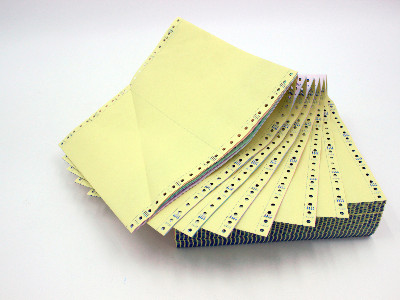 无碳复写纸会显色吗？显色的原理是什么，有哪些特点？